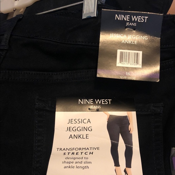 Women's Black Jegging - Picture 3 of 3